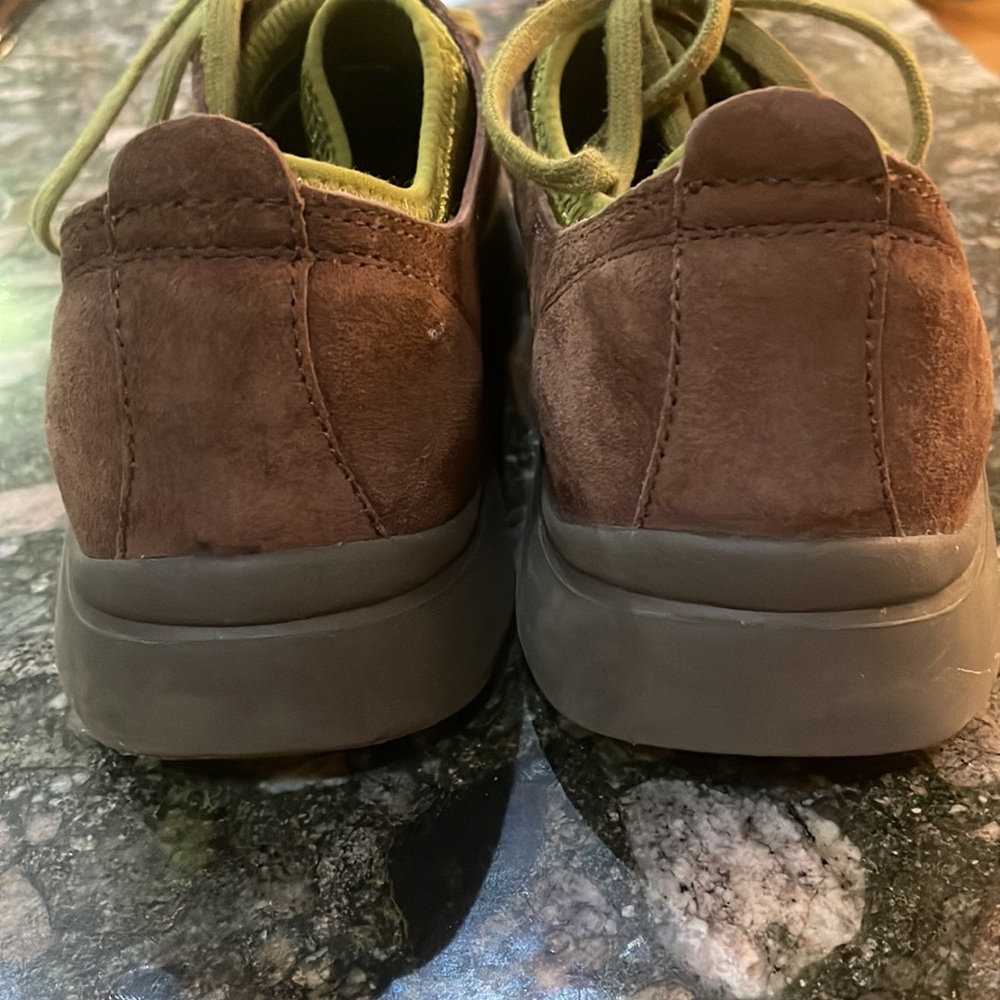 Dansko walking shoe size 38 - Picture 2 of 6